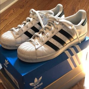Adidas White and black superstar original sneakers
